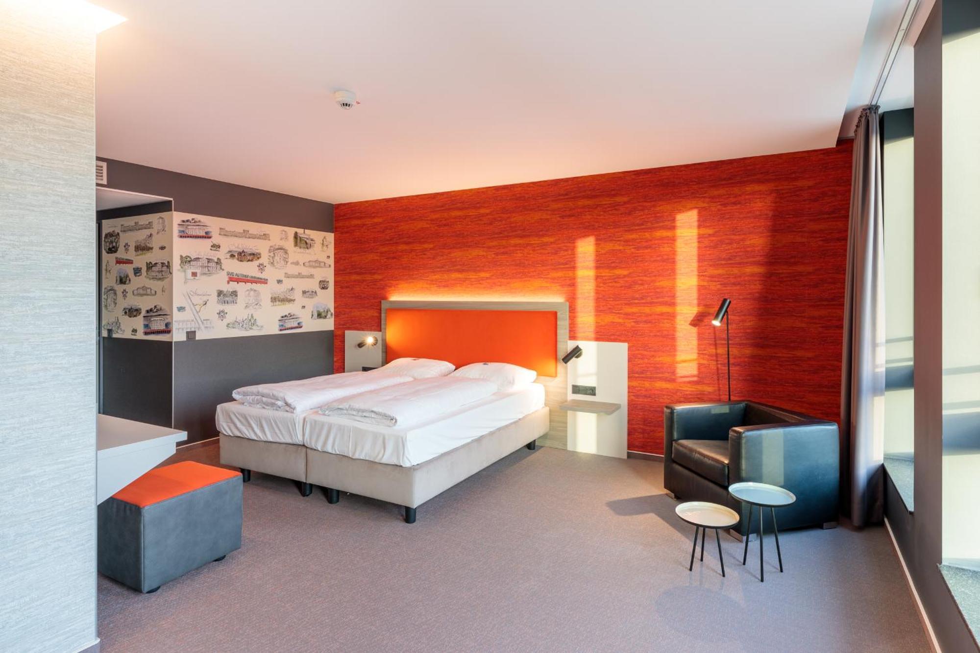 Hotel Am Ruessel Лофельден Экстерьер фото